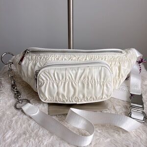 Urban Expressions Belt Bag